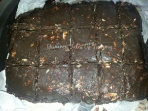 Easy Chocolate Nut Fudge recipe