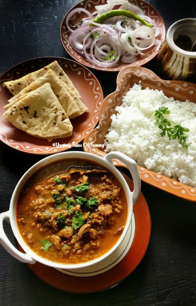You are currently viewing Soyabean chunks curry Recipe