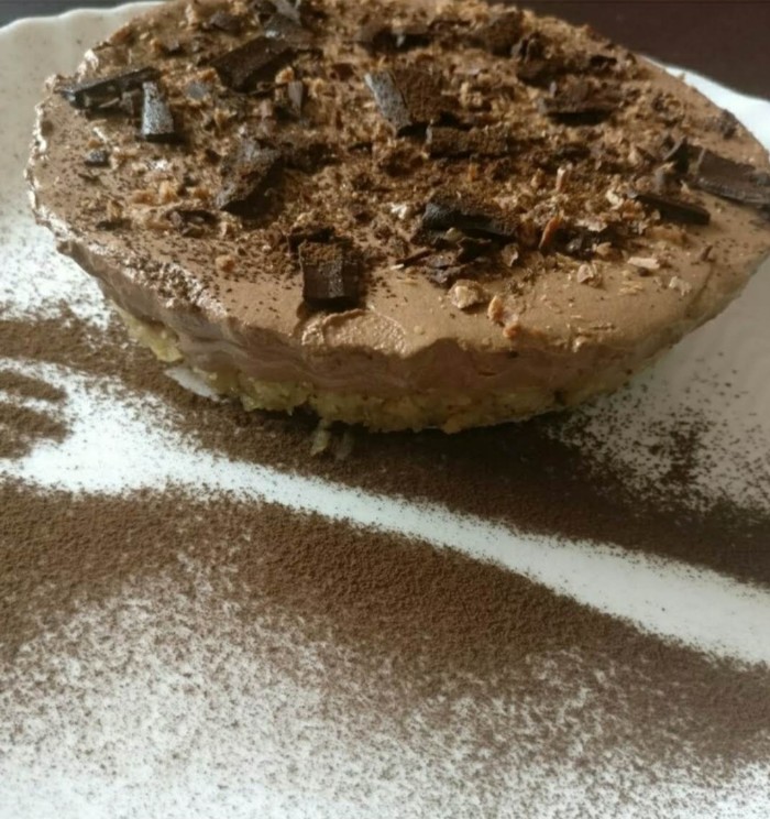 You are currently viewing Coconut crust coffee mousse pie