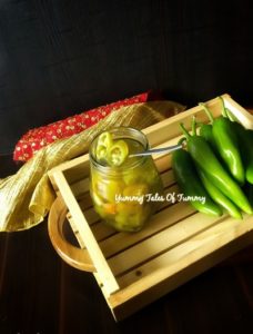 Read more about the article 10 minutes quick Pickled Jalapeños