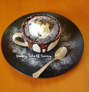 Read more about the article Banana Chocolate Mug Cake | Mug Cake Recipe