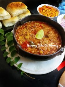 Misal pav recipe | Maharashtrian Misal pav