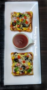 Bread Pizza Recipe | How to make Bread pizza on Tawa