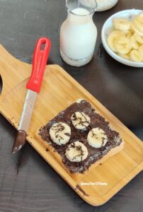 Chocolate fruit sandwich recipe 