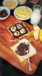 Chocolate Fruit Sandwich Recipe