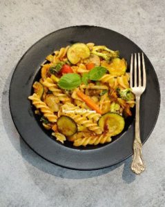Read more about the article Red Sauce Pasta Recipe (with vegetables) | Pasta in Red Sauce | Tomato pasta Recipe