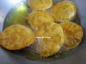 Fried Aloo Pakora | Alu Bhajiya | Potato Pakoda