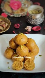 Besan Ladoo Recipe | Besan ke Ladoo