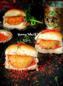 Mumbai style vada pav