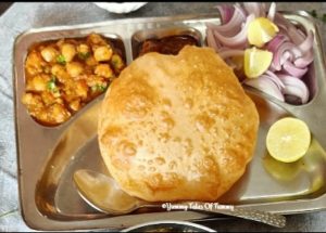 Read more about the article How to make Fluffy Bhatura | No yeast Bhature
