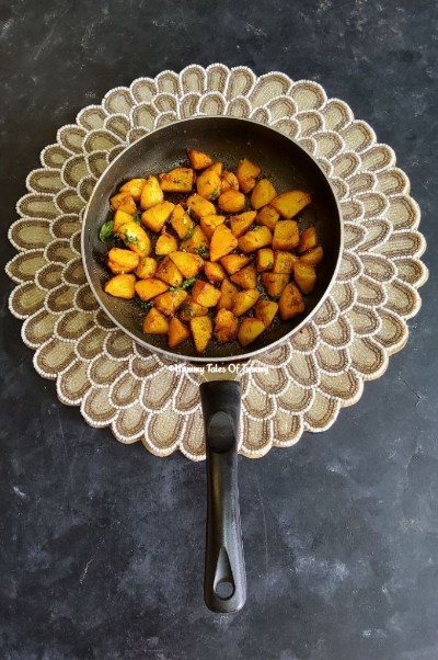 You are currently viewing Jeera Aloo Recipe (Cumin Potatoes ) | Zeera Alu