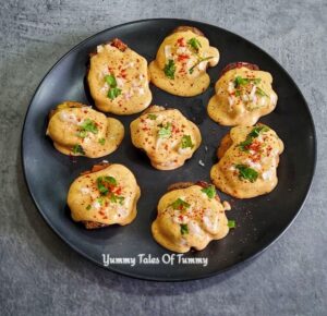 Cajun Spice potatoes (Barbecue Nation Style) | Cajun Potato served on a black plate 