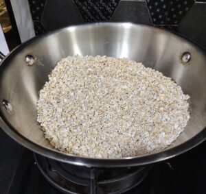 Dry roasted oats