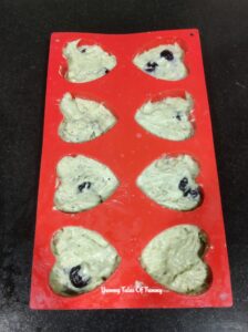 Silicon mould used for baking muffins 
