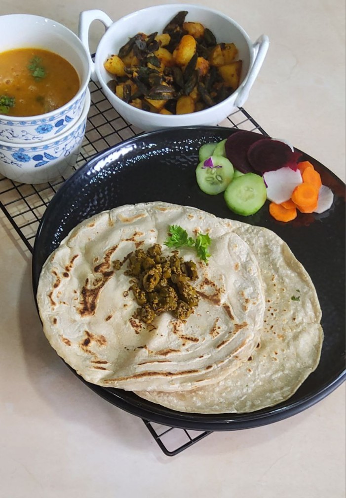 How to make Jowar Roti (Sorghum flour flatbread)
