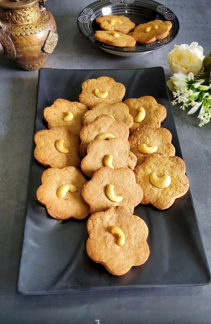 You are currently viewing Whole Wheat Mawa Jaggery Cookies