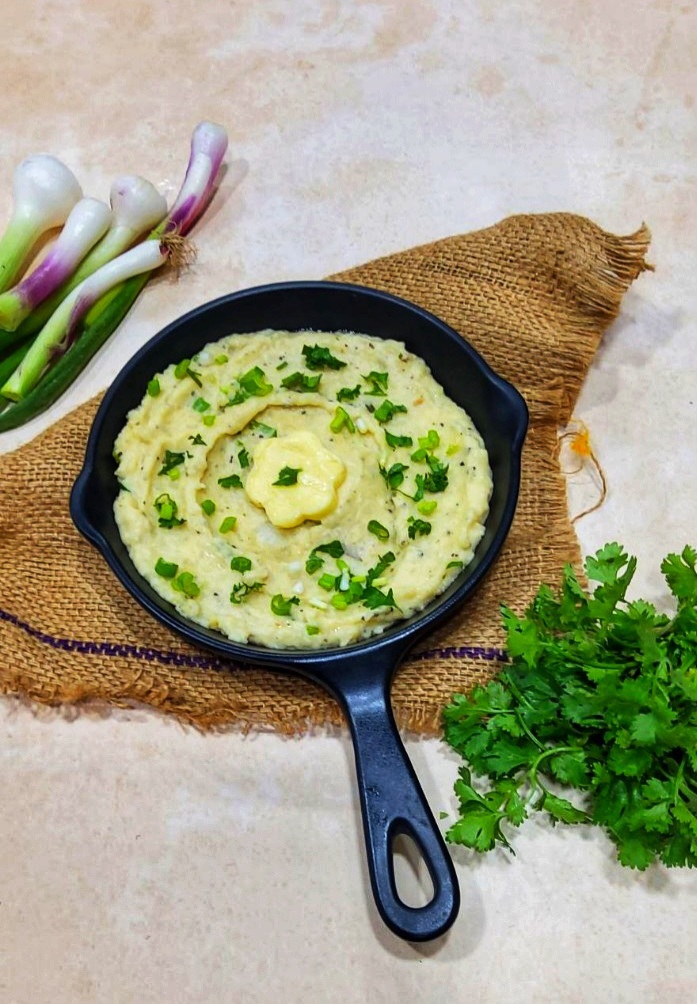 You are currently viewing Garlic Herb Mashed Potatoes