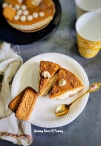 Sliced No Bake Biscoff cheesecake (Eggless)