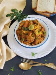 Seyal Bread | Sindhi Seyal Dhabal served in white bowl